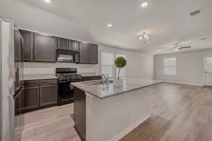 5345 Basquiat Dr, Houston, TX 77048 - Photo 7