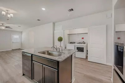 5345 Basquiat Drive, Houston, TX 77048 - Photo 11