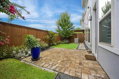 1729 Leilani Drive, Houston, TX 77055 - Photo 33