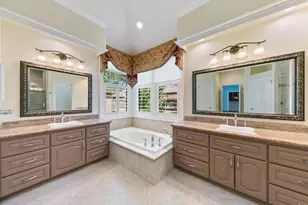 15935 Parkchester Dr, Houston, TX 77062 - Photo 19