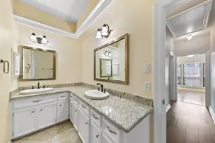 15935 Parkchester Dr, Houston, TX 77062 - Photo 13