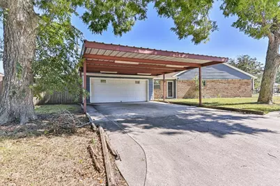 1813 Meadowview Drive, Alvin, TX 77511 - Photo 35