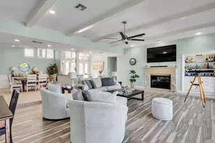 2882 Dominique Dr, Galveston, TX 77551 - Photo 15