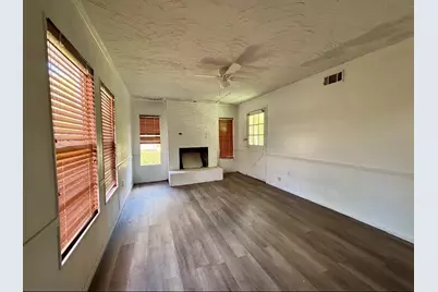 612 Winding Way Street, Lake Jackson, TX 77566 - Photo 3