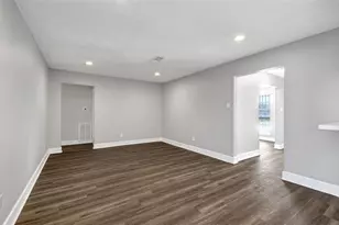 12106 Panay Dr, Houston, TX 77048 - Photo 5