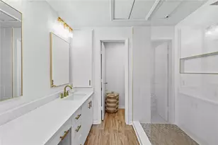 2100 Huldy St, Houston, TX 77019 - Photo 21