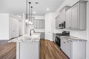 11827 Serena's Song Dr, Montgomery, TX 77318 - Photo 29