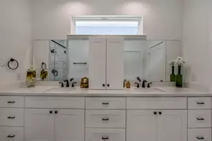1228 Mcneil St, Houston, TX 77009 - Photo 3