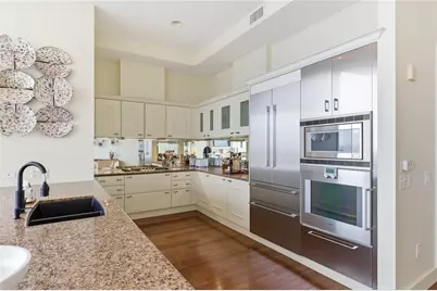 2727 Kirby Drive #16C, Houston, TX 77098 - Photo 15