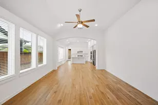 10227 Van Gogh Ct, Manvel, TX 77583 - Photo 15