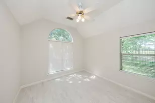 703 Acacia Pl, Missouri City, TX 77459 - Photo 9