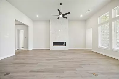 2022 Serene Springs Drive, Richmond, TX 77469 - Photo 3