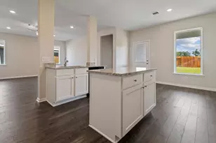 15802 Berry Hl Dr, Conroe, TX 77303 - Photo 9