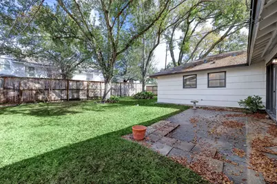 5530 Lincrest Lane, Houston, TX 77056 - Photo 15