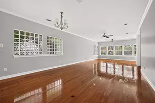 2905 Rosewood St, Houston, TX 77004 - Photo 9