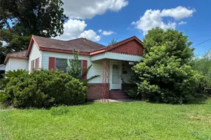 6215 Gay St, Houston, TX 77022 - Photo 1
