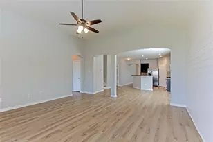 17323 Stonehedge Dr, Houston, TX 77073 - Photo 9