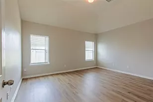 17323 Stonehedge Dr, Houston, TX 77073 - Photo 11