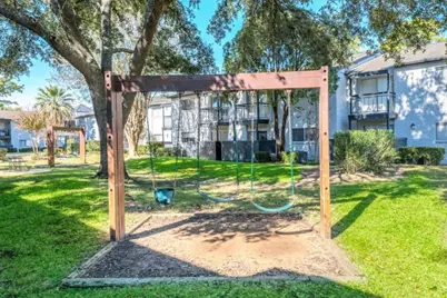 874 Yorkchester Dr #133, Houston, TX 77079 - Photo 23