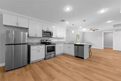 1941 Lynnview Drive, Houston, TX 77055 - Photo 7