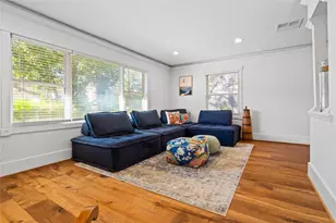 3902 Colquitt St, Houston, TX 77027 - Photo 3