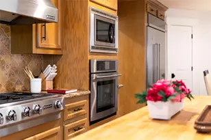 3902 Colquitt St, Houston, TX 77027 - Photo 15