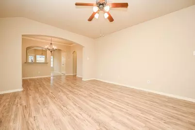 18518 Shadow Line Court, Katy, TX 77449 - Photo 9