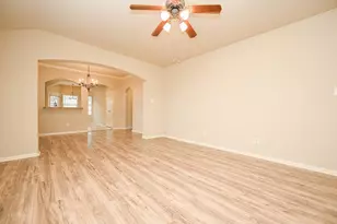 18518 Shadow Line Ct, Katy, TX 77449 - Photo 9