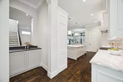 2117 Dickey Place, Houston, TX 77019 - Photo 19