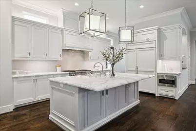 2117 Dickey Place, Houston, TX 77019 - Photo 17