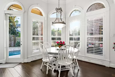 11 Flintshire Place, The Woodlands, TX 77382 - Photo 17