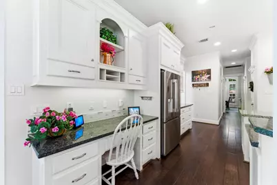 11 Flintshire Place, The Woodlands, TX 77382 - Photo 19