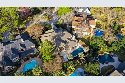 11 Flintshire Place, The Woodlands, TX 77382 - Photo 5