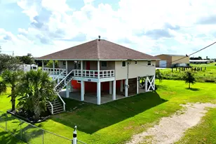 1404 Pickney Ave, Port Bolivar, TX 77650 - Photo 3