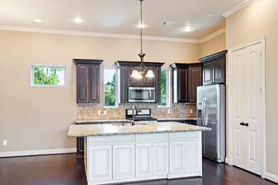 1520 Amundsen Street, Houston, TX 77009 - Photo 11