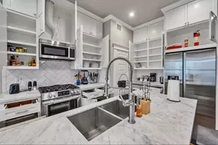 1006 Enid St, Houston, TX 77009 - Photo 9