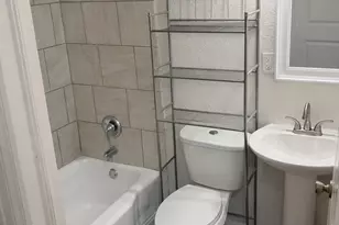 102 Magnolia St, Lake Jackson, TX 77566 - Photo 7