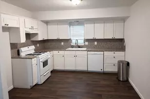 102 Magnolia St, Lake Jackson, TX 77566 - Photo 5