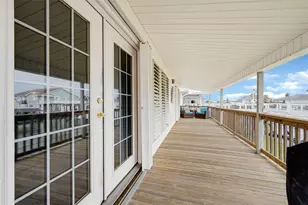 1227 Sailfish St, Hitchcock, TX 77563 - Photo 7