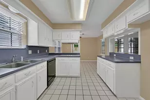 2010 Tucumcari Dr, Houston, TX 77090 - Photo 11