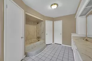 2010 Tucumcari Dr, Houston, TX 77090 - Photo 25
