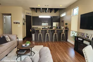1105 W 21st St, Houston, TX 77008 - Photo 9
