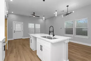 6918 Dumble St, Houston, TX 77021 - Photo 17