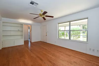 5508 Jessamine Street, Houston, TX 77081 - Photo 7