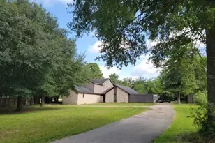 12534 Lazywood St, Pinehurst, TX 77362 - Photo 1
