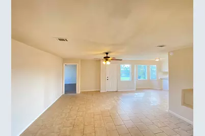521 N 26th Avenue, Texas City, TX 77590 - Photo 7