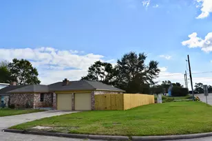 521 N 26th Ave, Texas City, TX 77590 - Photo 3