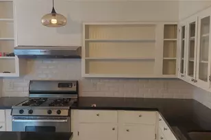 4629 Cedar Oaks Ln, Bellaire, TX 77401 - Photo 5