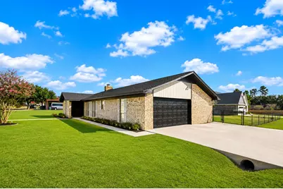 32231 Sandwedge Drive, Waller, TX 77484 - Photo 9