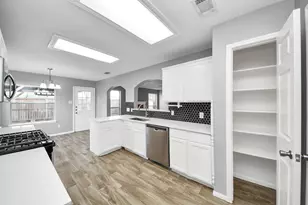 4805 E Columbary Dr, Rosenberg, TX 77471 - Photo 11